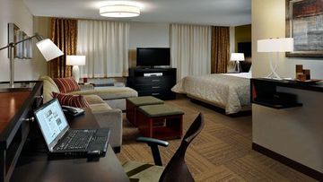 Express & - Nw Hwy - Field By Ihg Dallas